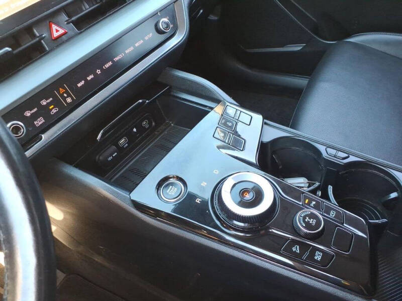 2023 Kia Sportage Hybrid EX
