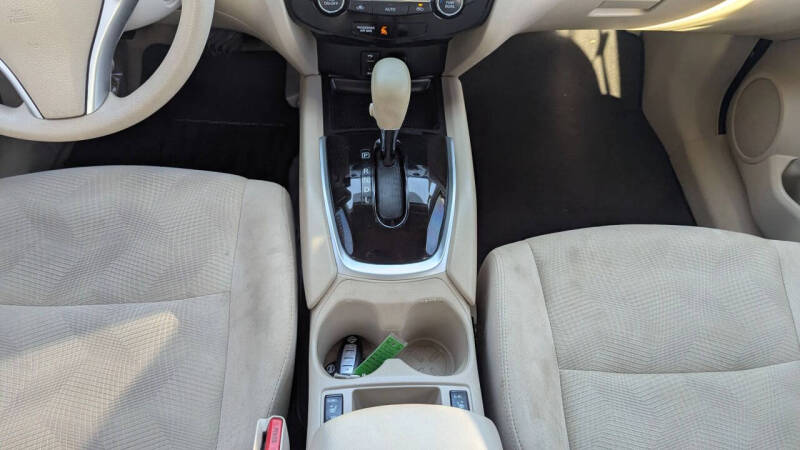2015 Nissan Rogue