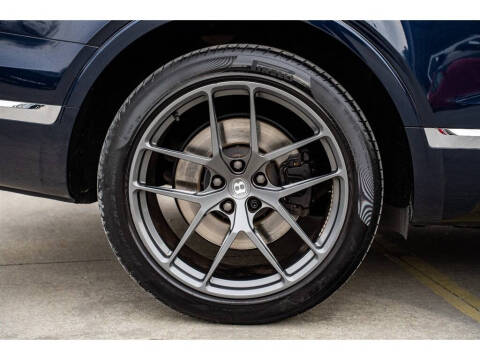 2019 Bentley Bentayga V8