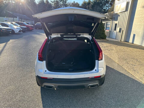 2022 Cadillac XT4 Premium Luxury