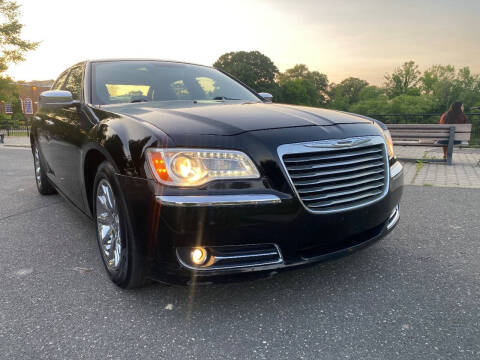 2012 Chrysler 300 Limited