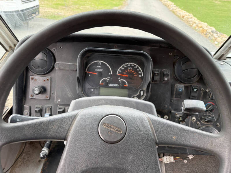2017 Freightliner MT55 Chassis