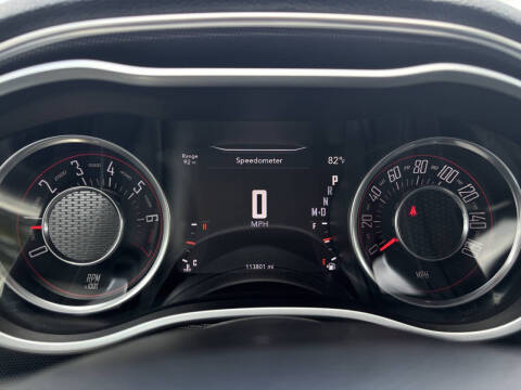 2015 Dodge Challenger SXT Plus