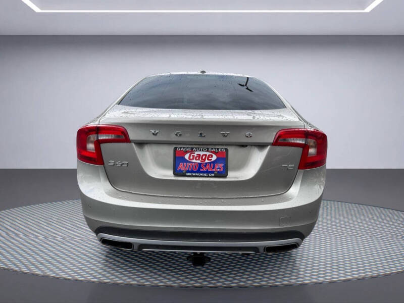 2015 Volvo S60 T5 Drive-E Platinum