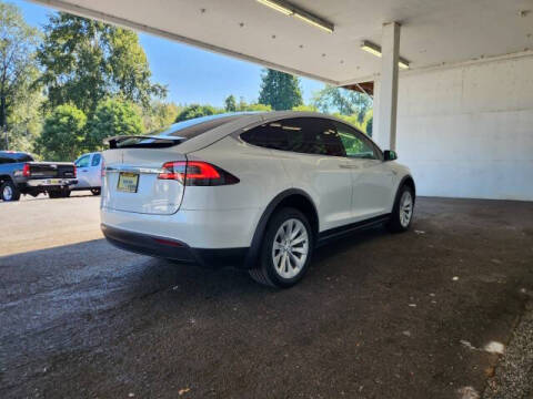 2016 Tesla Model X 90D