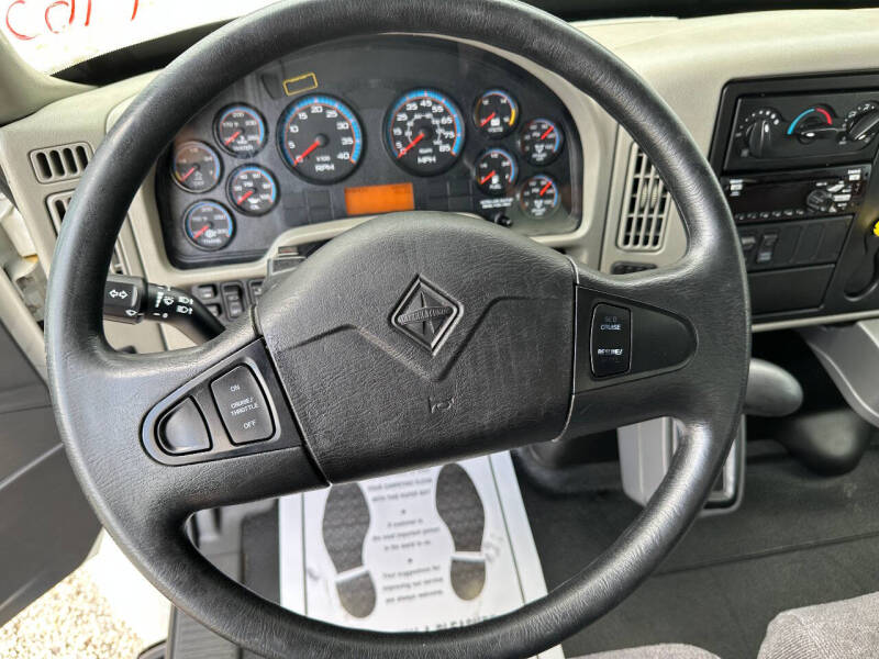 2018 International DuraStar 4300