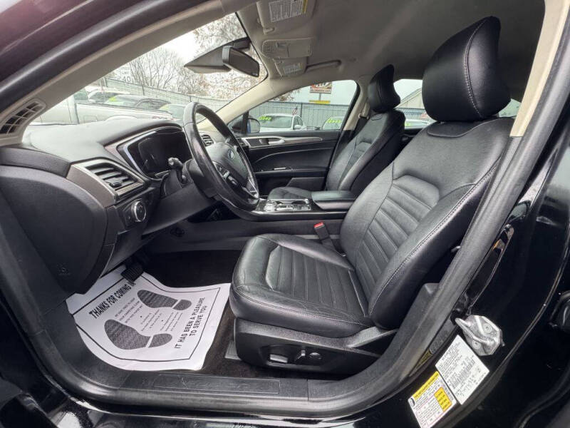 2018 Ford Fusion Hybrid SE