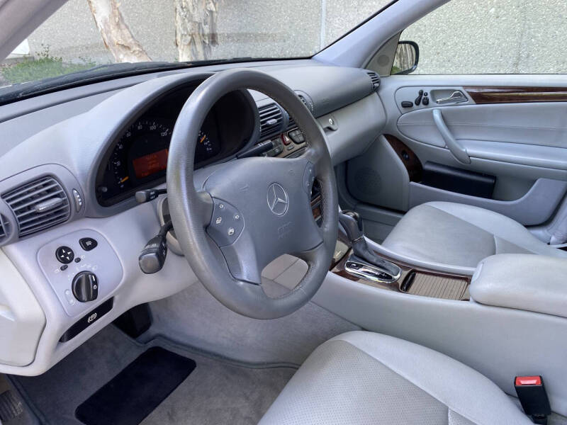 2002 Mercedes-Benz C-Class C 320