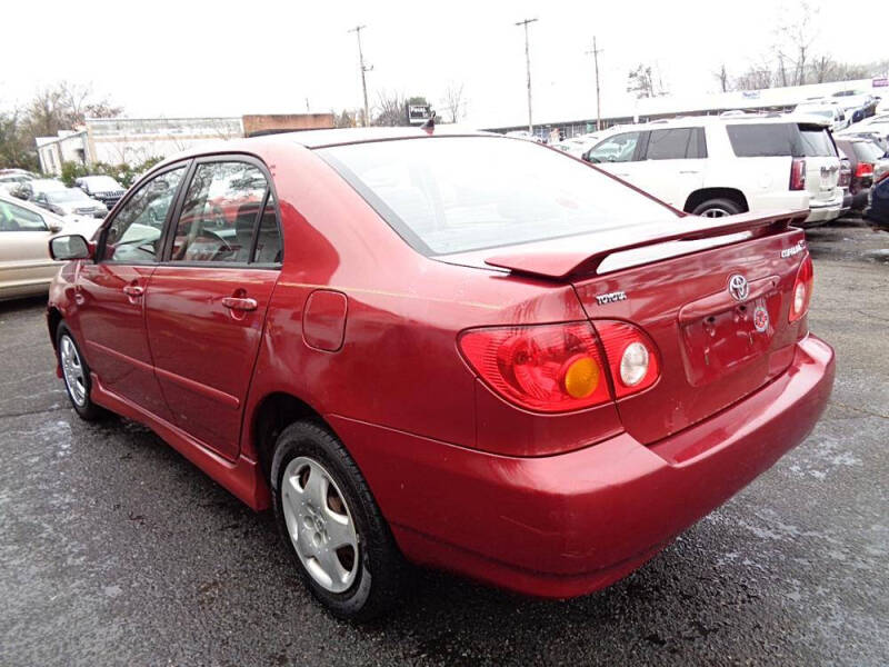 2004 Toyota Corolla LE