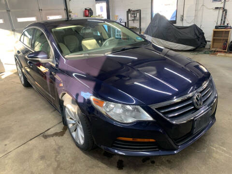 2012 Volkswagen CC for sale at QUINN'S AUTOMOTIVE in Leominster MA