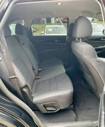 2019 Kia Sorento S V6