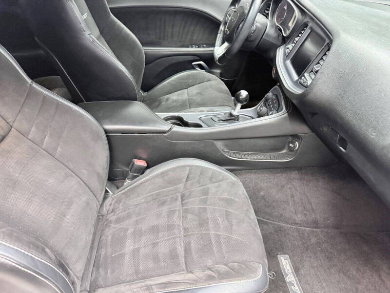 2016 Dodge Challenger SRT 392