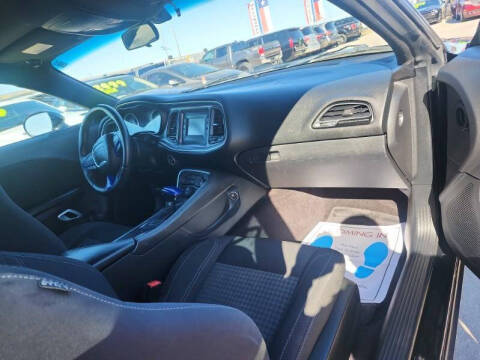 2016 Dodge Challenger SXT