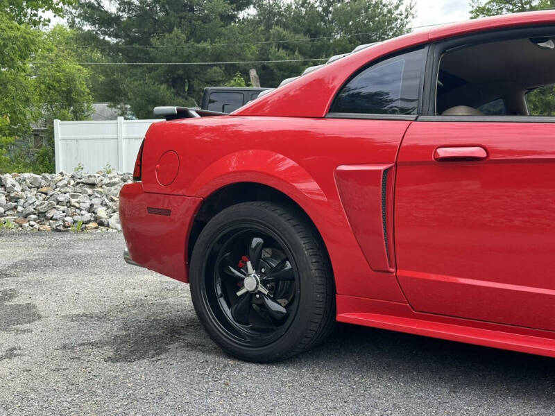2002 Ford Mustang GT Deluxe