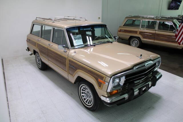 1989 Jeep Grand Wagoneer