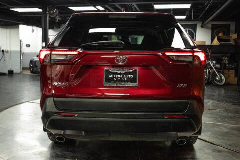 2019 Toyota RAV4 XLE Premium