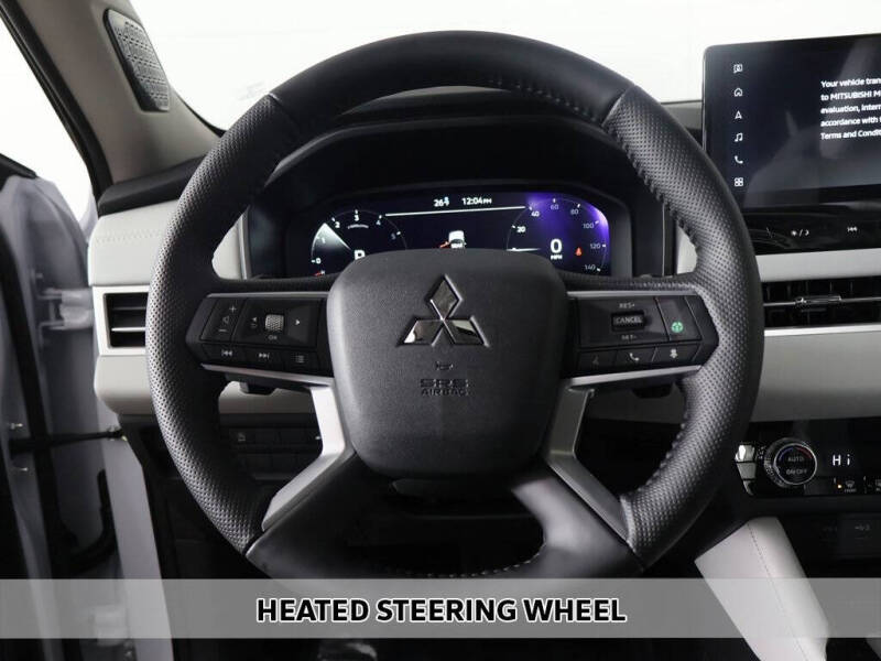 2026 Mitsubishi Outlander SE