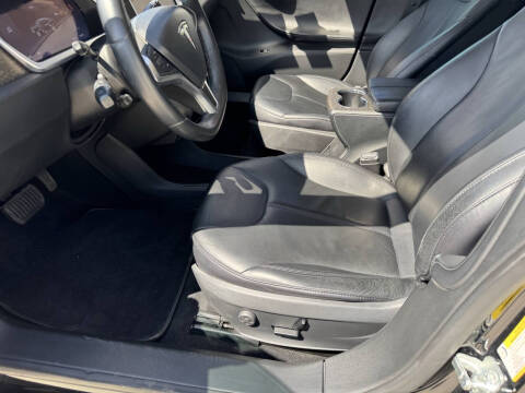 2014 Tesla Model S 85