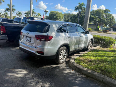 2020 Kia Sorento LX V6