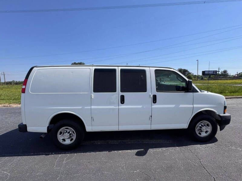 2019 Chevrolet Express 2500