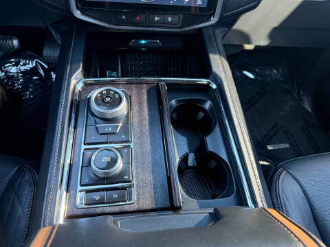 2023 Ford Expedition Platinum