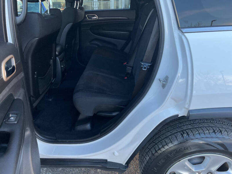 2017 Jeep Grand Cherokee Laredo