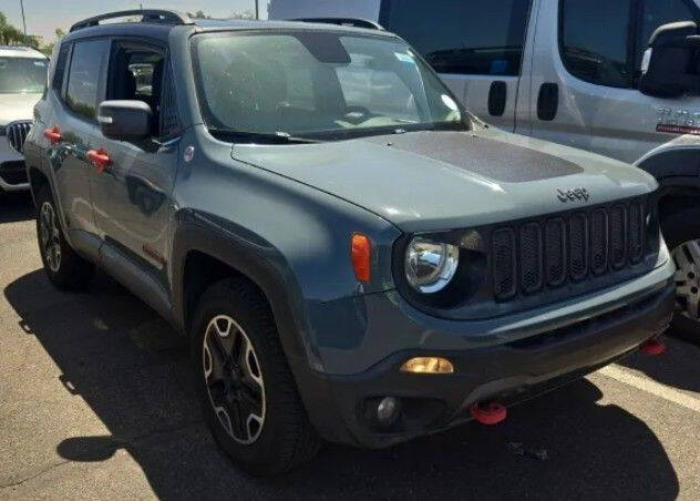 2016 Jeep Renegade Trailhawk