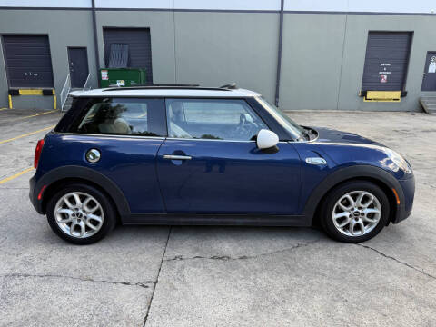 2016 MINI Hardtop 2 Door Cooper S