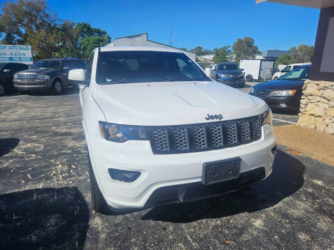 2020 Jeep Grand Cherokee Laredo