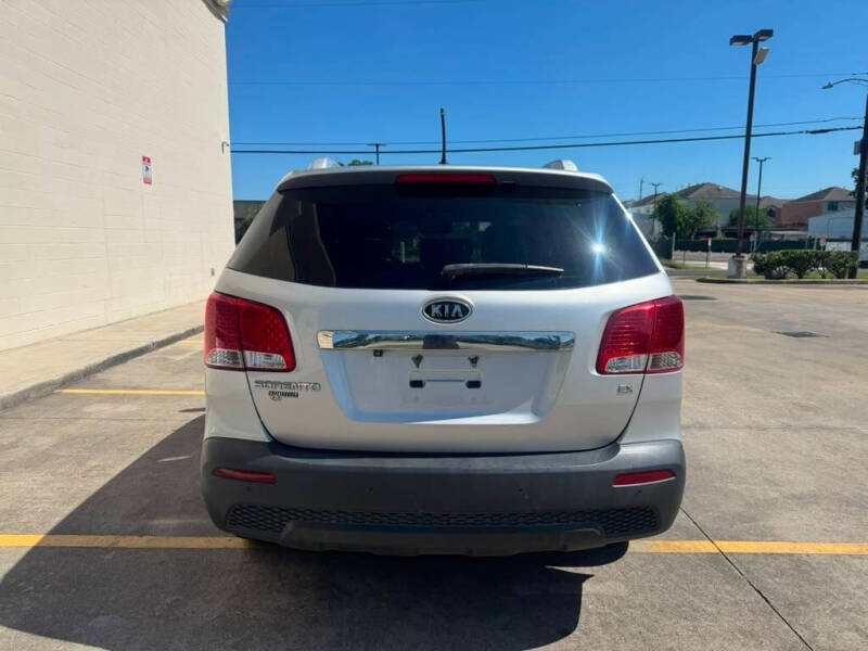 2011 Kia Sorento EX