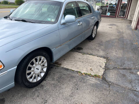 2006 Lincoln Town Car for sale at Berwyn S Detweiler Sales & Service in Uniontown PA