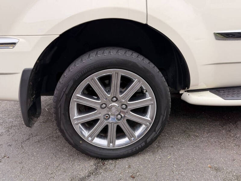 2008 Chrysler Aspen Limited