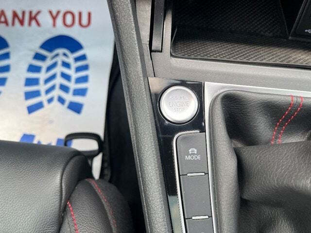 2019 Volkswagen Golf GTI 19