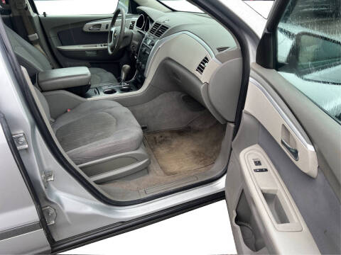 2012 Chevrolet Traverse LS