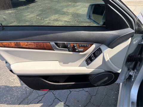 2014 Mercedes-Benz C300