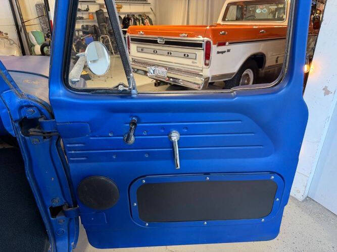 1966 Ford F-100