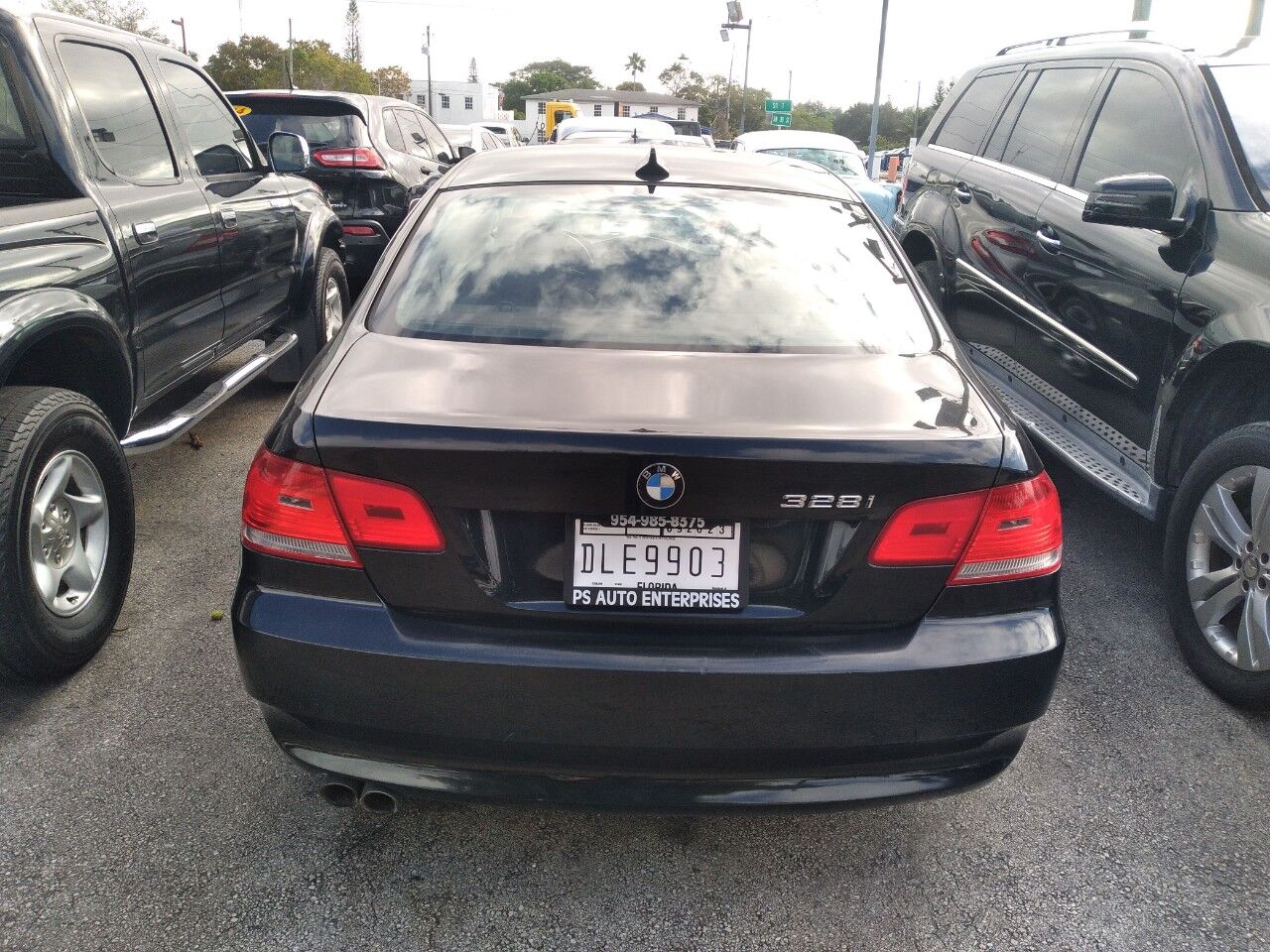 2009 BMW 328i Coupe - $3,999