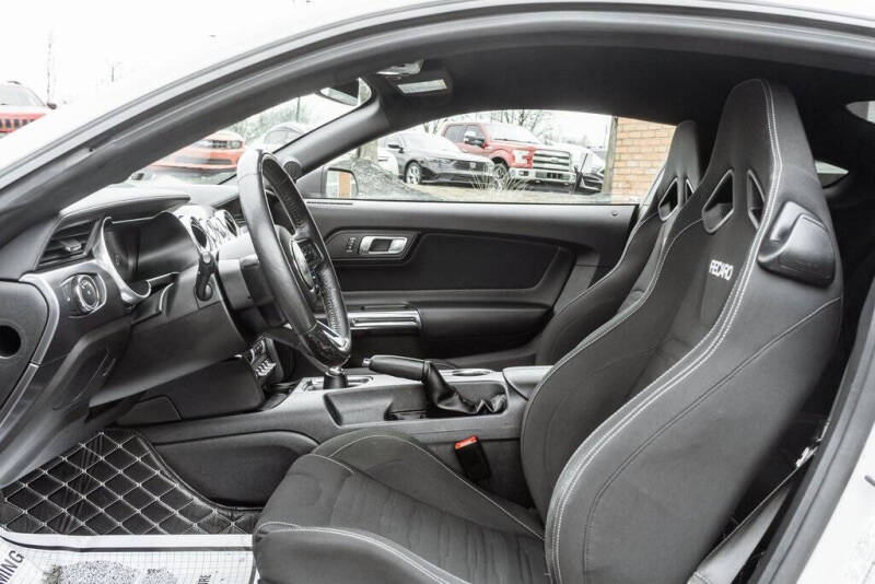 2021 Ford Mustang Mach 1