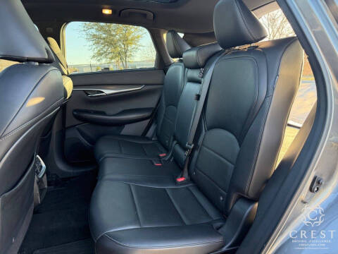 2022 Infiniti QX50 Luxe