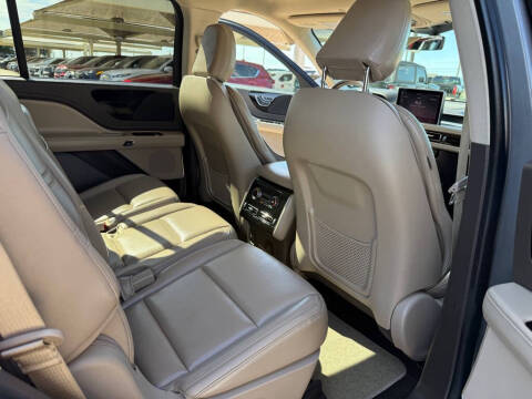 2022 Lincoln Aviator Standard