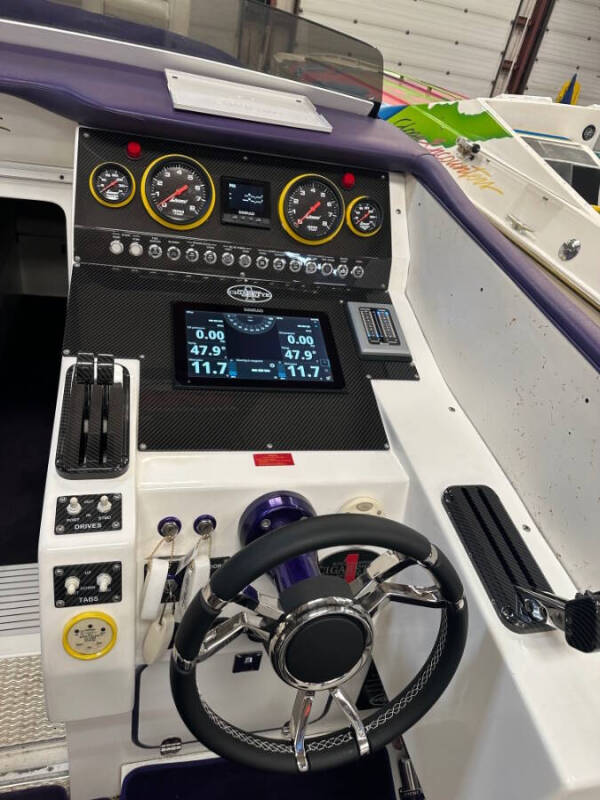 2002 Cigarette Tiger