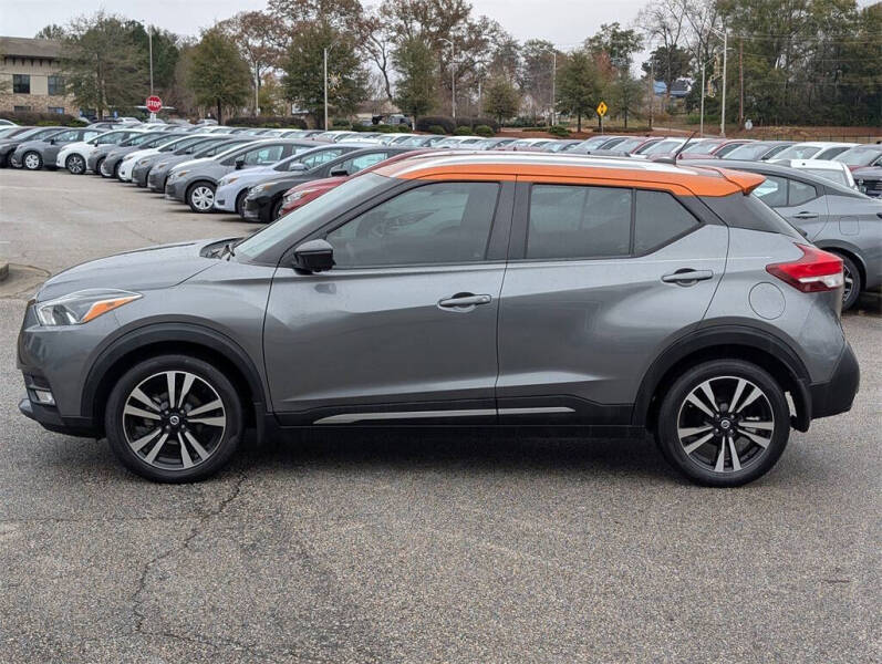 2019 Nissan Kicks SR