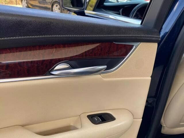 2017 Cadillac XT5 Luxury