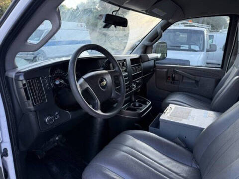 2017 Chevrolet Express 2500