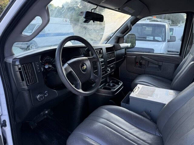 2017 Chevrolet Express 2500