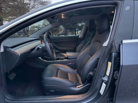 2020 Tesla Model 3 Standard Range Plus