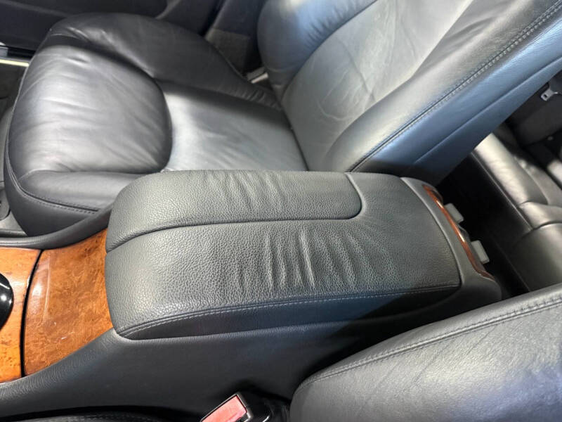 2005 Mercedes-Benz S-Class S 500 4MATIC