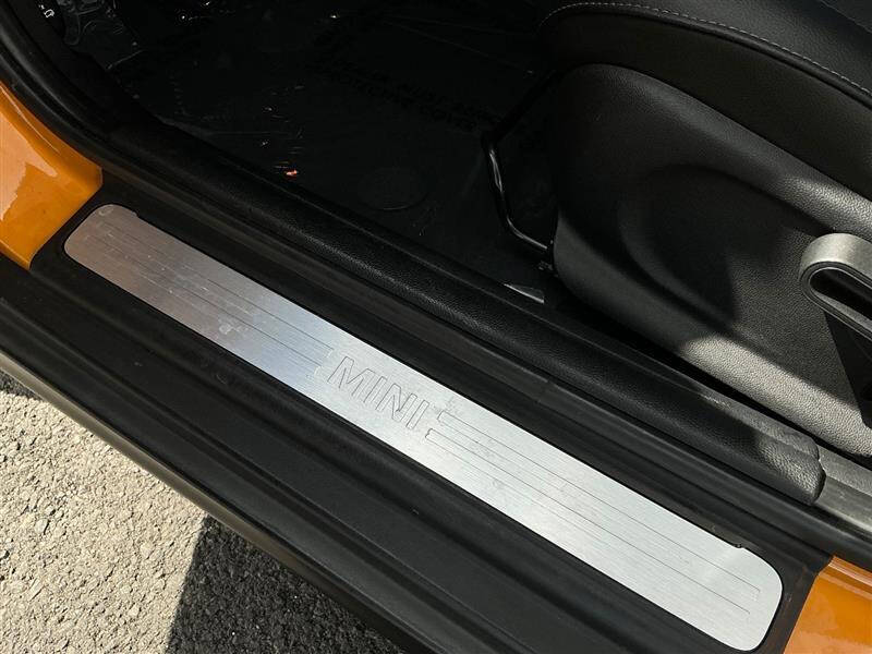 2015 MINI Hardtop 4 Door Cooper