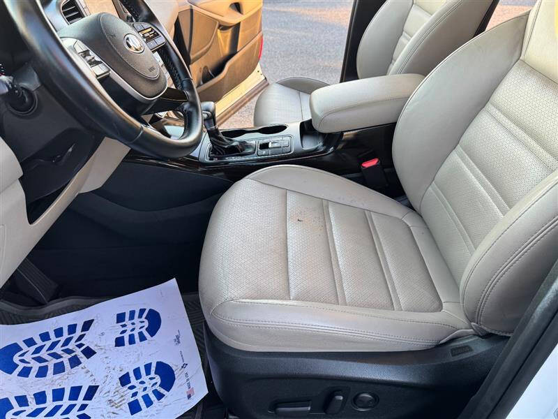 2019 Kia Sorento EX V6