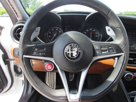2017 Alfa Romeo Giulia Ti
